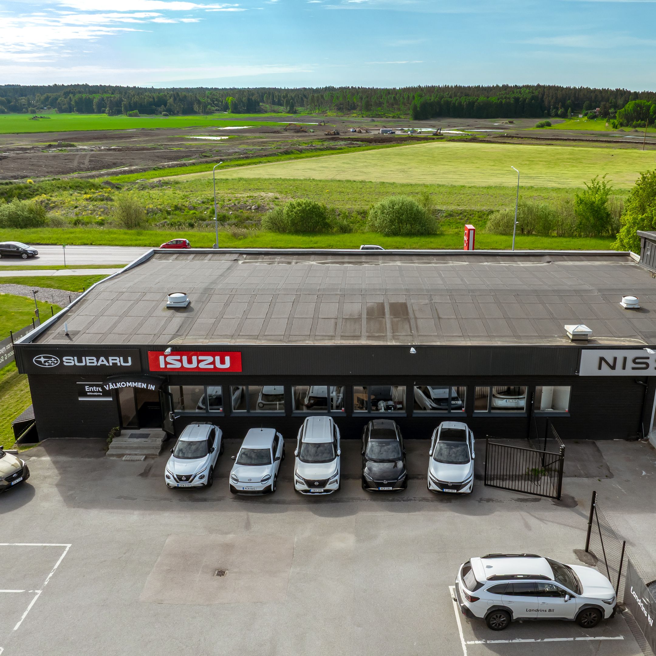 Landrins Bil – Nissan Subaru - Eskilstuna LK - Fasad – 3