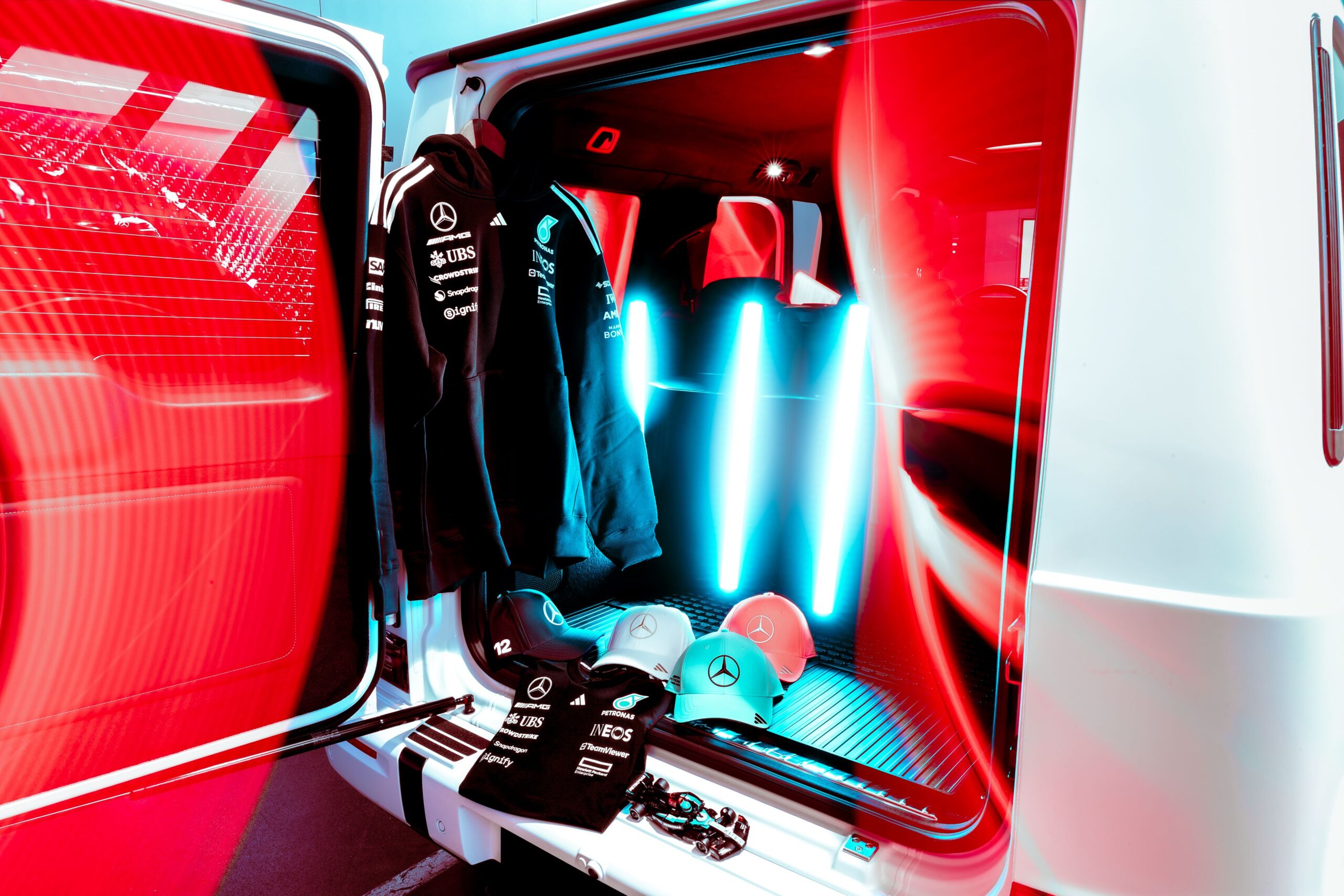 F1 Kollektion - Mercedes-AMG - Hero - Landrins Bil – 2